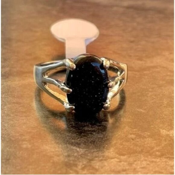 Goldstone Oval Gemstone Ring in Silvertone Size 9.5 - Picture 3 of 12